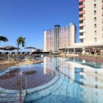 Hard-Rock-Hotel-Tenerife-Piscina-Splash-carousel-photos